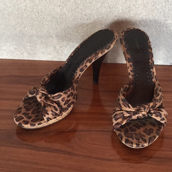 FIONI Clothing Shoes - Fioni womens Leopard cork heels